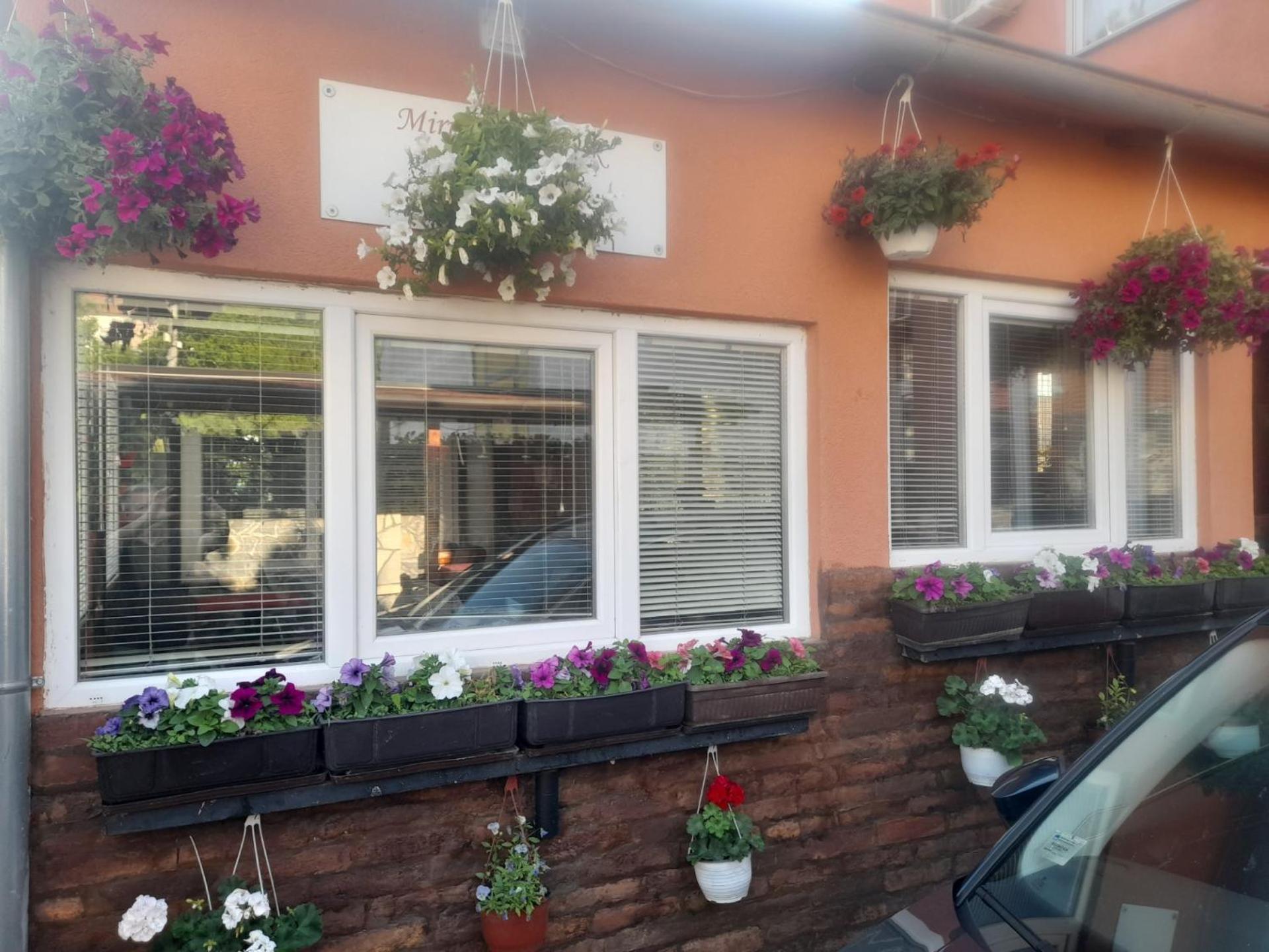 Guest House Mirijevski Konak Belgrade Exterior photo