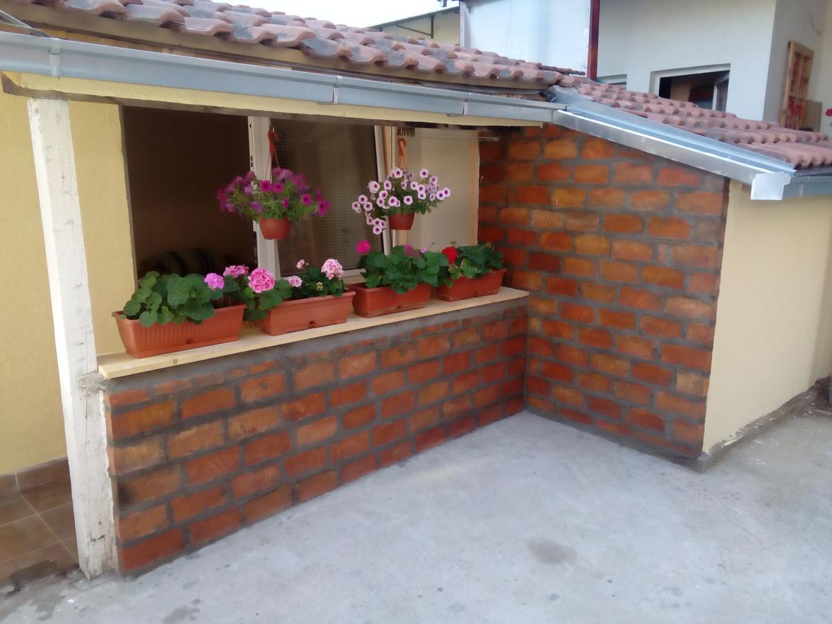 Guest House Mirijevski Konak Belgrade Exterior photo