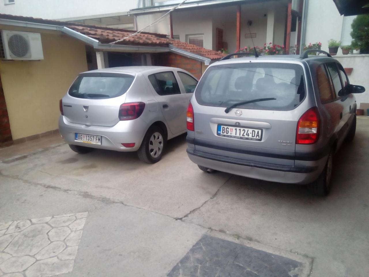 Guest House Mirijevski Konak Belgrade Exterior photo